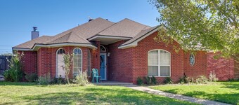 Pet-friendly Amarillo Home: 5 Mi to Downtown!