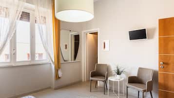 Studio | 3 bedrooms