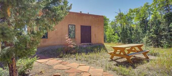 Pet-friendly Mountain Cabin in Taos County!