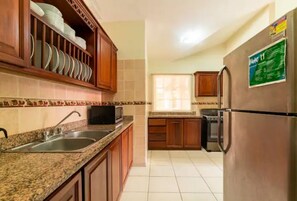 Microondas, horno y parrilla de estufa 