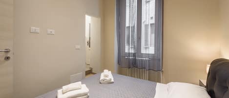 Comfort Apartment | 3 bedrooms, premium bedding, down comforters, iron/ironing board