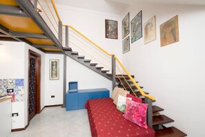 Interior - Duplex with a view of Vesuvius (Portici)