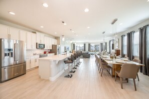 Private kitchen - Wonderful House at Encore Resort (Kissimmee)