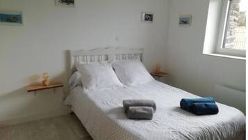 3 Schlafzimmer, Bügeleisen/Bügelbrett, Reisekinderbett, kostenloses WLAN