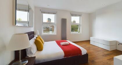 Luxury 4 Bed 2 Bath Westminister Big Ben