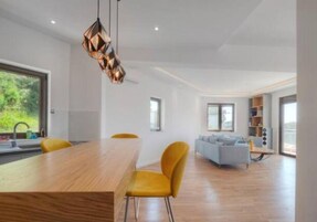 Televisión LCD 32 pulgadas con canales de televisión por cable