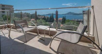 Regina's Residence-One Bedroom Apartment