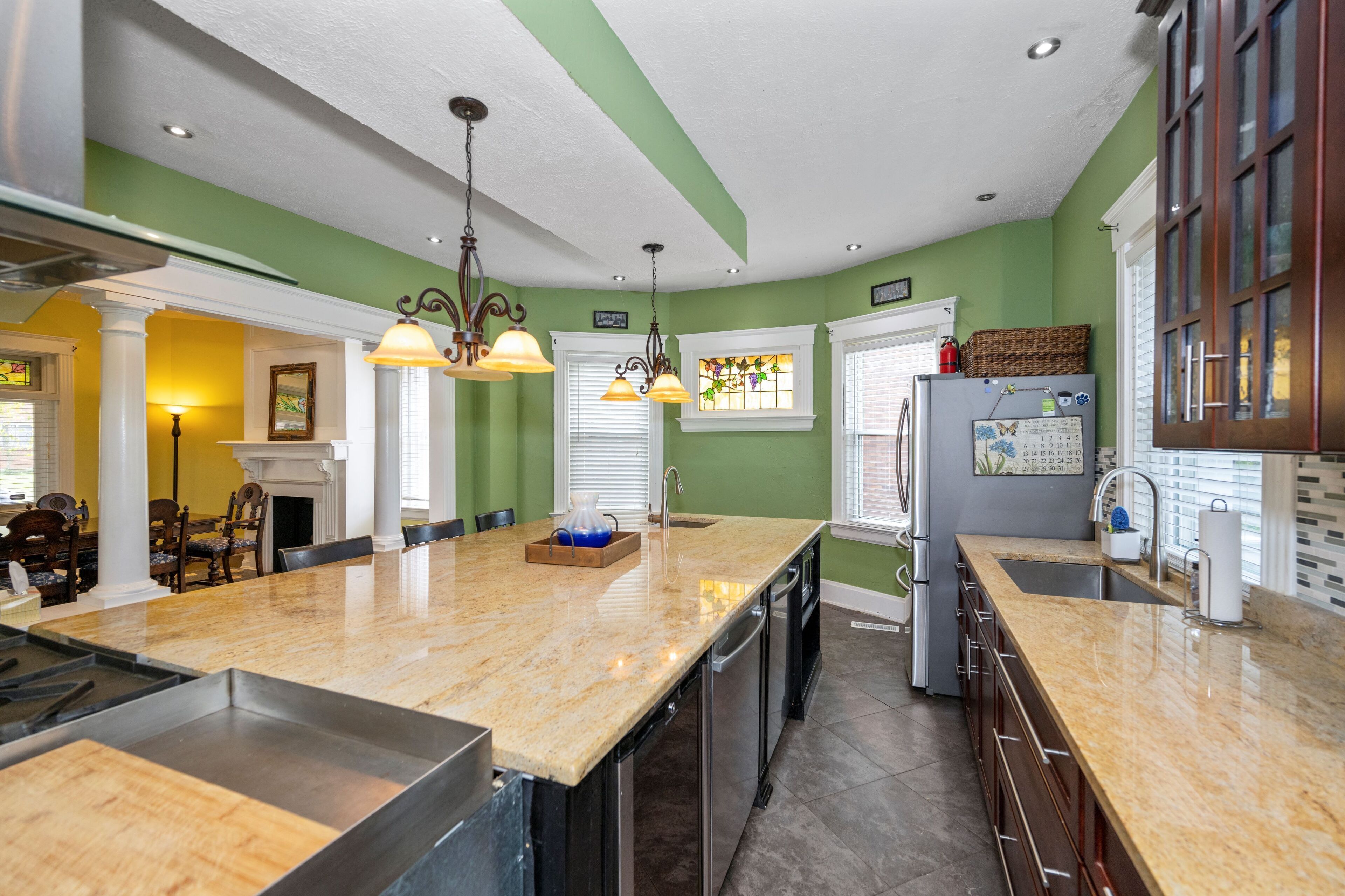 Gorgeous Historic Home on Cincinnati’s West Side! Close to All Major Attractions