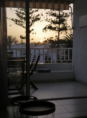Apartment, Ensuite, Pool View (Apartment-0) | Terrace/patio - Moon Dunes Apartment (San Bartolomé de Tirajana)