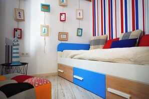 2 chambres, fer et planche à repasser, Wi-Fi gratuit, draps fournis