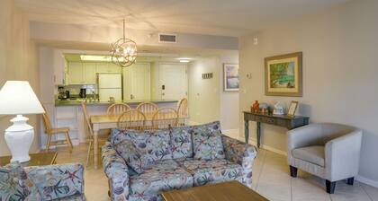 Sandy Shores Condo Across From Johns Pass!