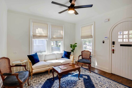 Walkable Tyler House w/ Deck: 1/2 Mi to Downtown!