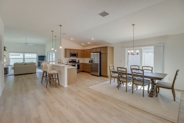 Interior - Community Pool & Tennis Court: Gem in The Villages (Okahumpka)