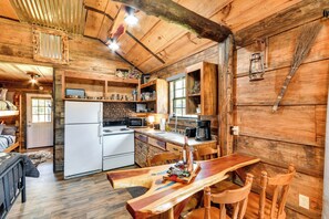 Apartment (0 Bedroom) | Interior - Quaint Abbeville Cabin Studio w/ Gas Grill! (Abbeville)