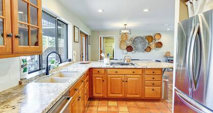 Idyllic Flagstaff Vacation Home: 3 Mi to Downtown!
