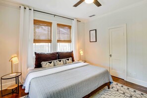 House (2 Bedrooms) | Interior - Walk to Dtwn: 'tyler Tudor' w/ Backyard (Tyler)