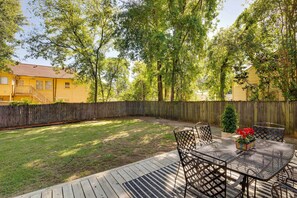 Interior - Walk to Dtwn: 'tyler Tudor' w/ Backyard (Tyler)
