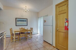 Nhà (2 Bedrooms) | Nội thất