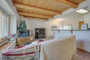 House (2 Bedrooms) | Front of property
