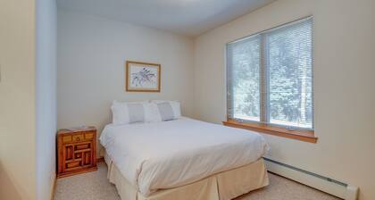 Cozy Amalia Cabin ~ 3 Mi to Endless Blue Resort