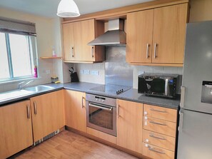 Apartment | Private kitchen - Jessie 2-bed Apartment in Luton Dunstable (Dunstable)