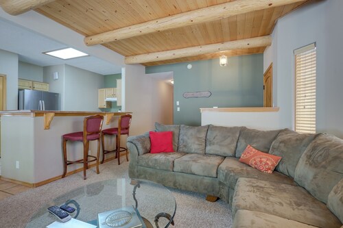 Amalia Mountain Getaway w/ Deck, Fireplace!