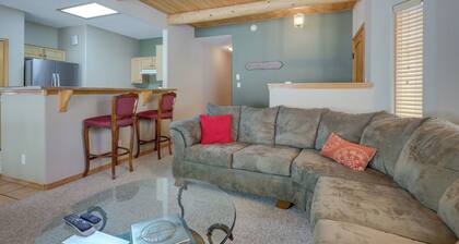 Amalia Mountain Getaway w/ Deck, Fireplace!
