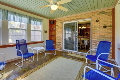 Vintage Chipley Getaway on Large Private Property