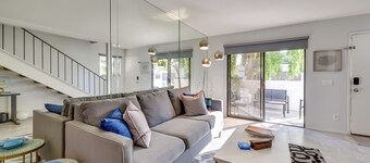 Pet-friendly Rancho Mirage Townhome w/ Pool!