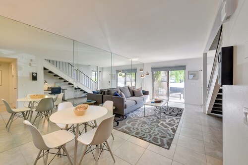 Pet-friendly Rancho Mirage Townhome w/ Pool!