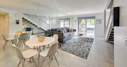 Pet-friendly Rancho Mirage Townhome w/ Pool!