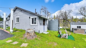 House (1 Bedroom) | Interior