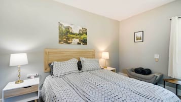 House (1 Bedroom) | Interior