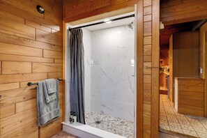 Maison (Multiple Bedrooms) | Intérieur