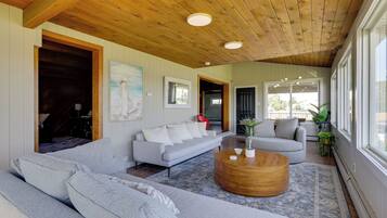 Nhà (Multiple Bedrooms) | Nội thất