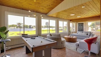 Nhà (Multiple Bedrooms) | Nội thất