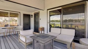 ハウス (Multiple Bedrooms) | 内装