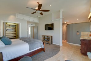 Maison (3 Bedrooms) | 3 chambres, fer et planche Ă repasser, draps fournis