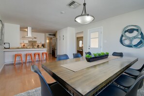 Dining - Tempe Home w/ Hot Tub Next to Papago Park (Tempe)