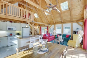 Casa (2 Bedrooms) | Interior