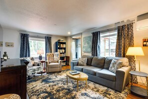 House (1 Bedroom) | Interior