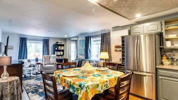 House (1 Bedroom) | Interior