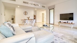 Apartment | 1 bedroom - JBR Gem Spacious 1BR Apt With Balcony (Dubai)