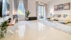 1 bedroom - JBR Gem Spacious 1BR Apt With Balcony (Dubai)