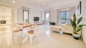 1 bedroom - JBR Gem Spacious 1BR Apt With Balcony (Dubai)