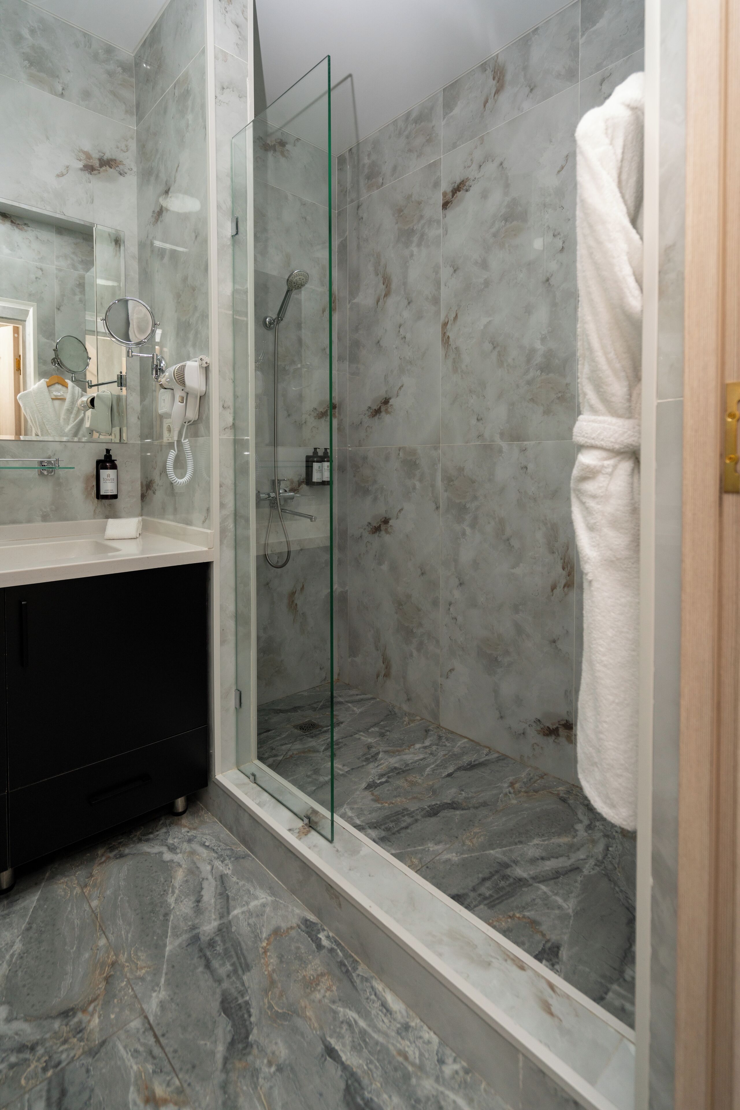 Photo - The Tower Hotel Tashkent by HotelPro Group