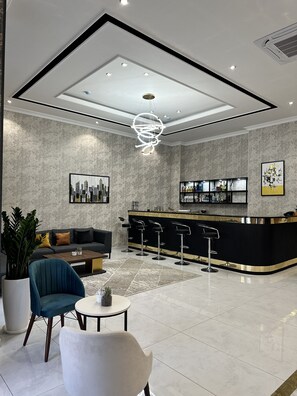 Lobby lounge - The Tower Hotel Tashkent (Tashkent)