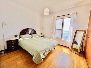 2 chambres, bureau, fer et planche Ă repasser, Wi-Fi