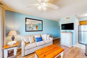 TV - Sunny, water view condo with balcony & pool, beach across the street (Gulf Shores)