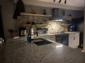 Fridge, oven